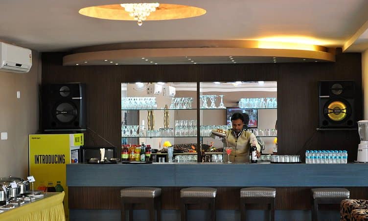 Vatika Premier Hotel, Patna 2